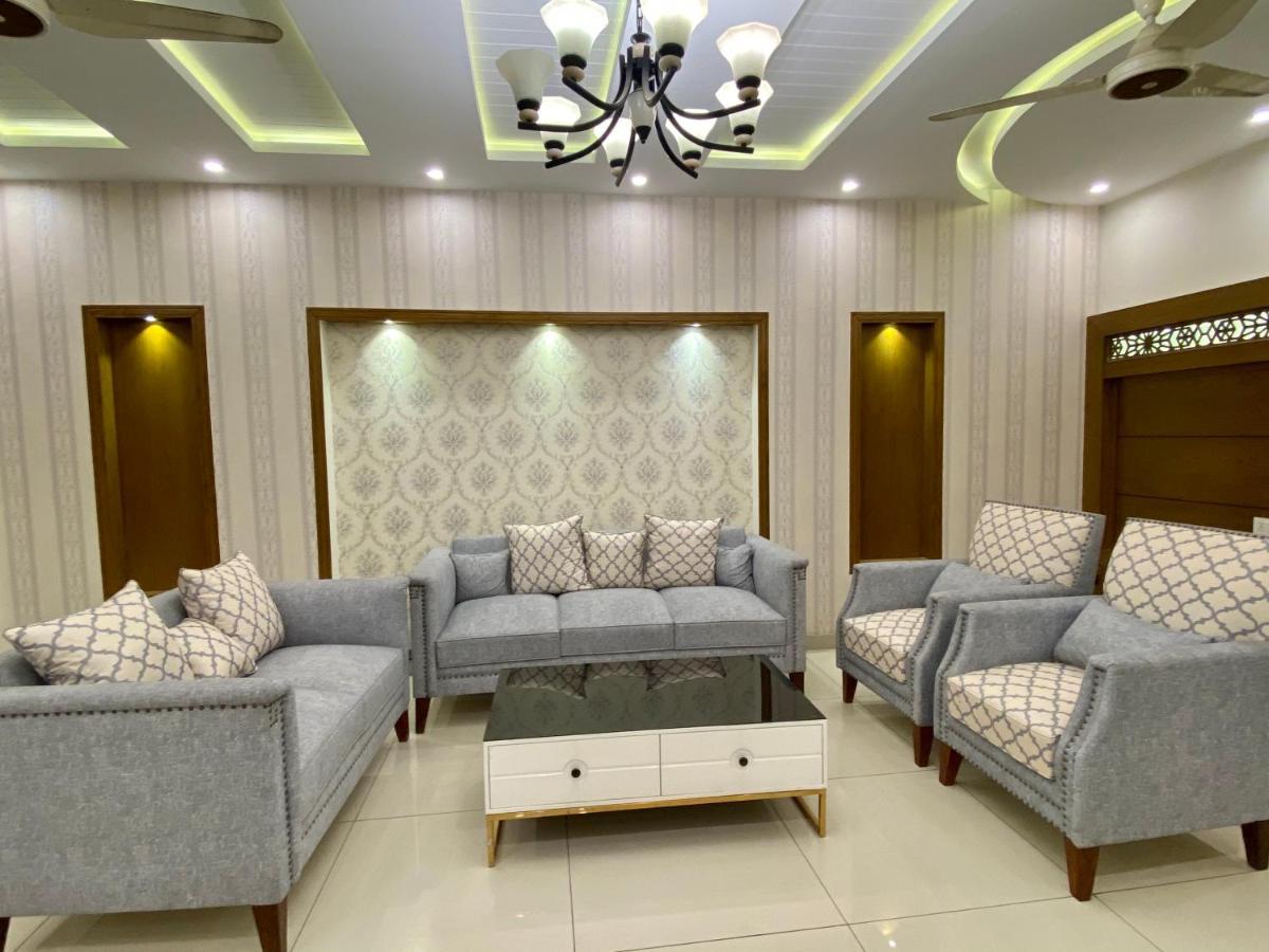 Luxury Guest House In Bahria Town Rawalpindi Eksteriør bilde