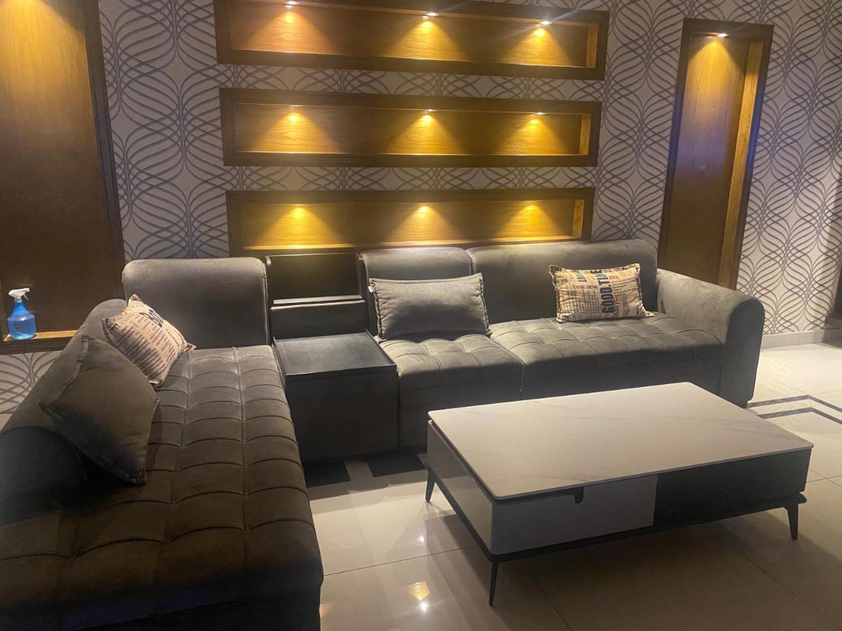 Luxury Guest House In Bahria Town Rawalpindi Eksteriør bilde