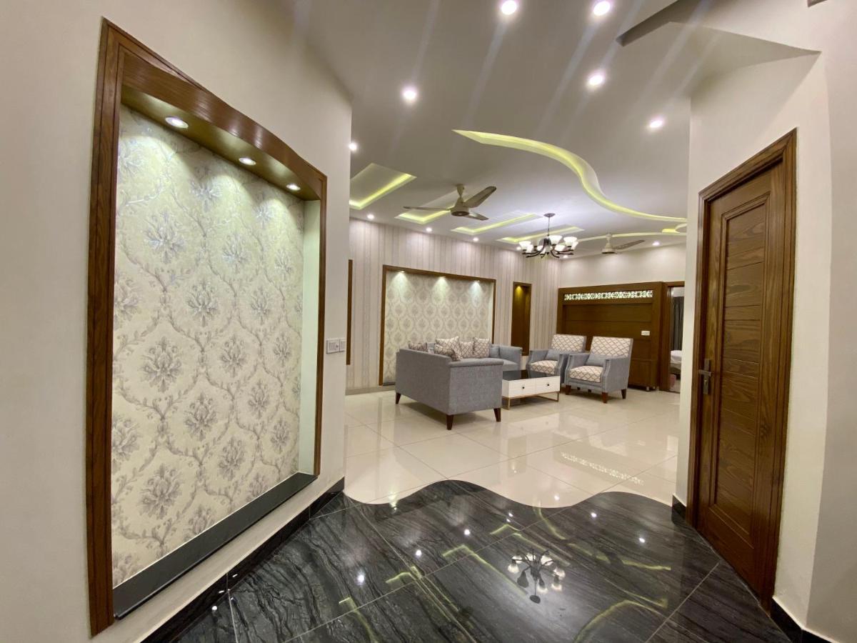 Luxury Guest House In Bahria Town Rawalpindi Eksteriør bilde