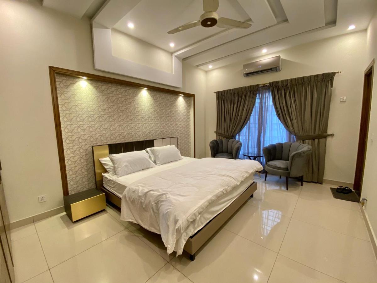 Luxury Guest House In Bahria Town Rawalpindi Eksteriør bilde