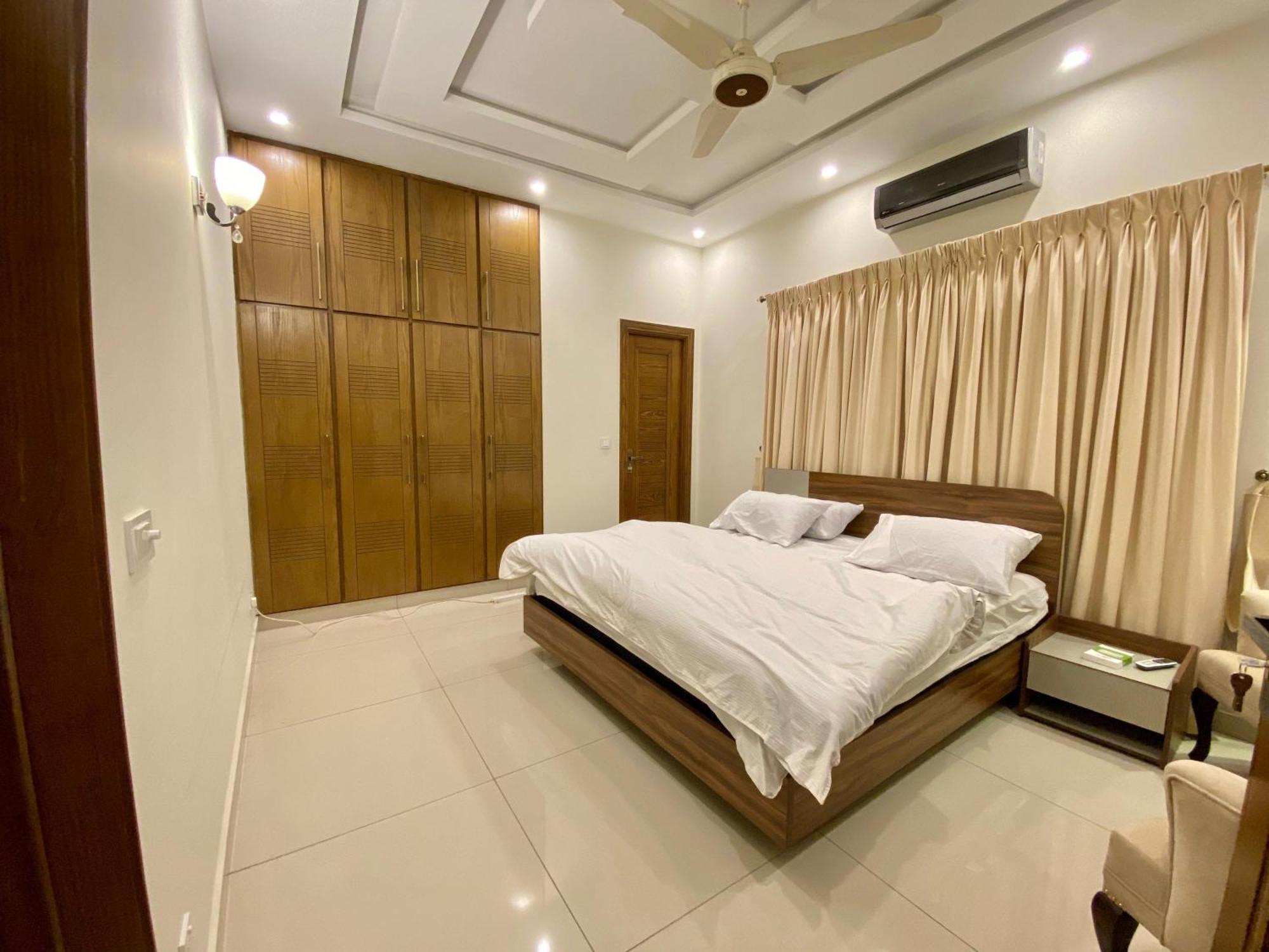 Luxury Guest House In Bahria Town Rawalpindi Eksteriør bilde
